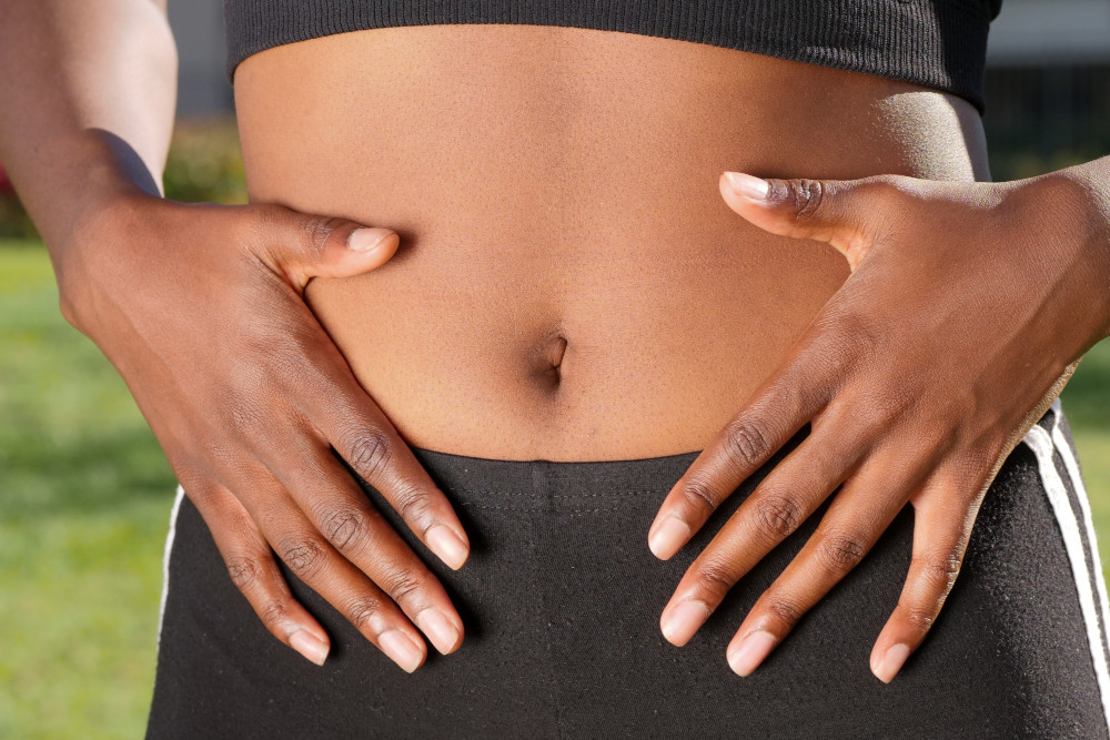 woman's flat belly